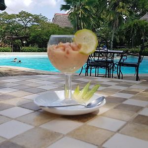 Makuti Villas Resort